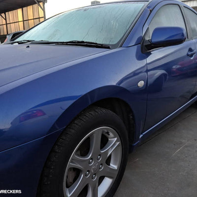 2006 Mitsubishi 380 Left Headlamp