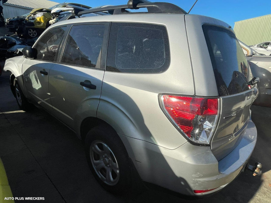 2011 Subaru Forester Right Rear Door Window