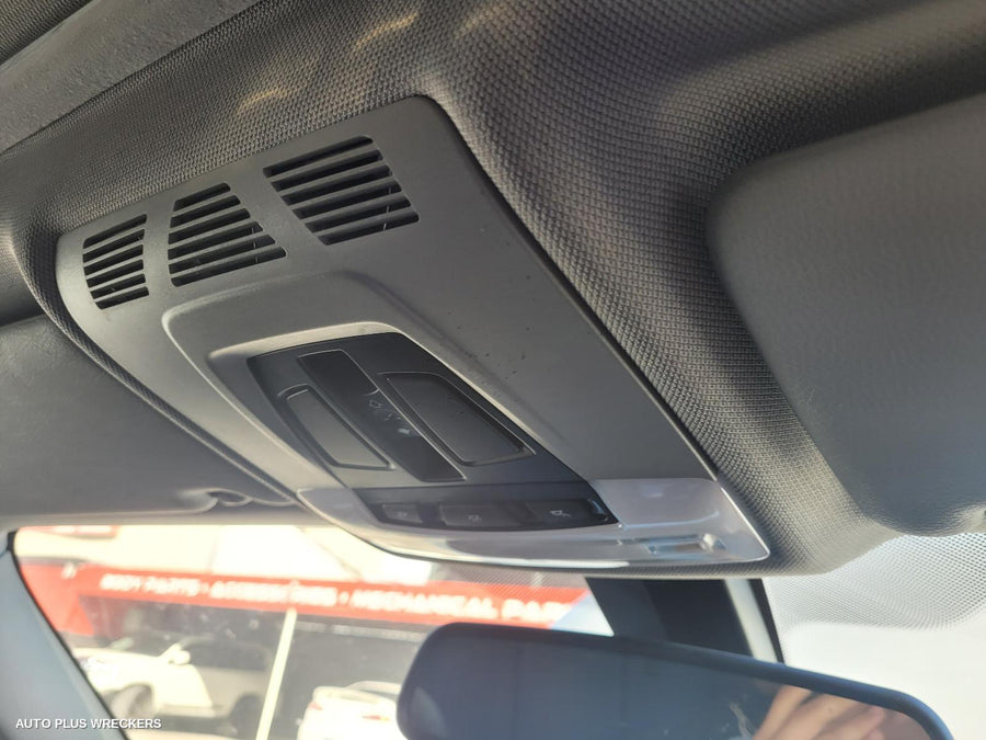 2013 Bmw 3 Series Right Door Mirror