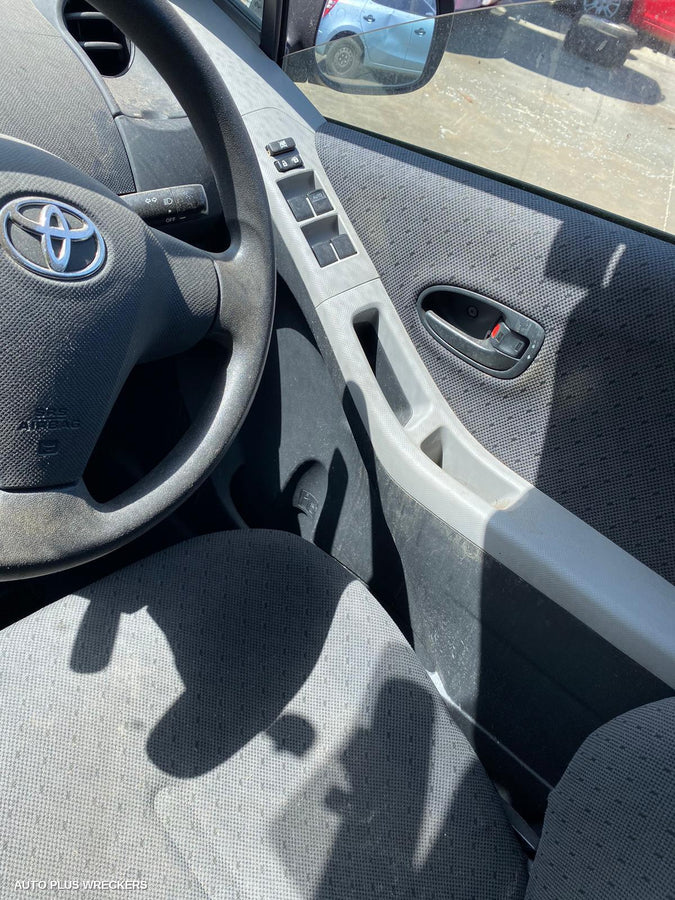 2010 Toyota Yaris Pwr Dr Wind Switch