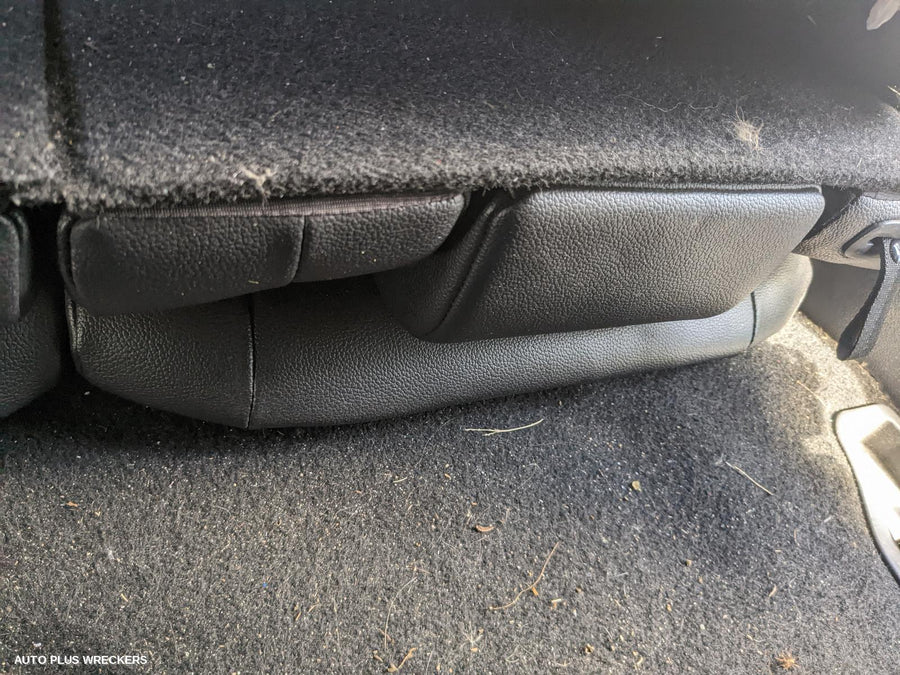 2017 Mitsubishi Outlander Caliper