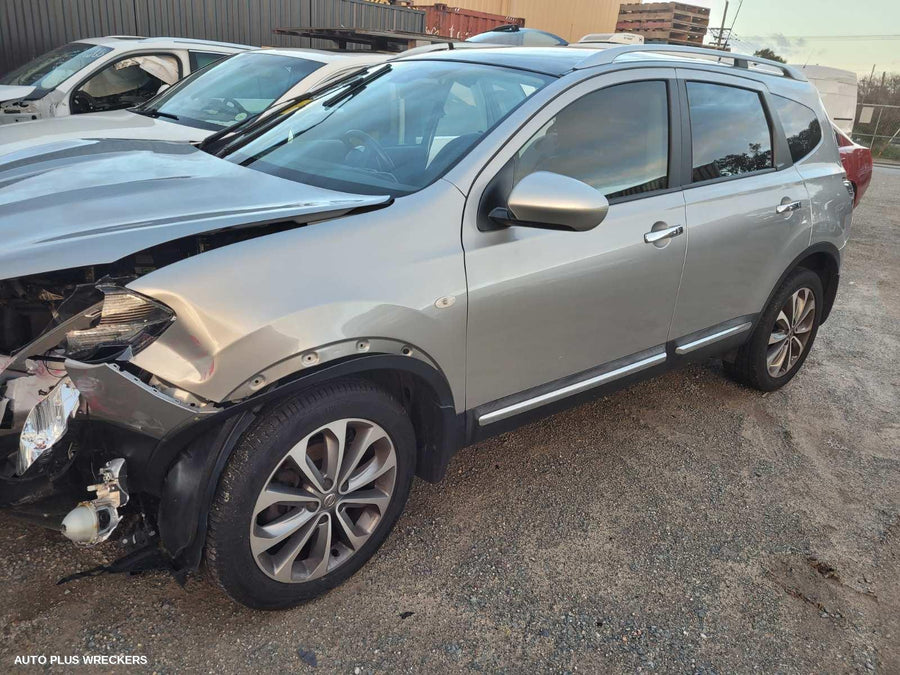 2010 Nissan Dualis Parcel Shelf