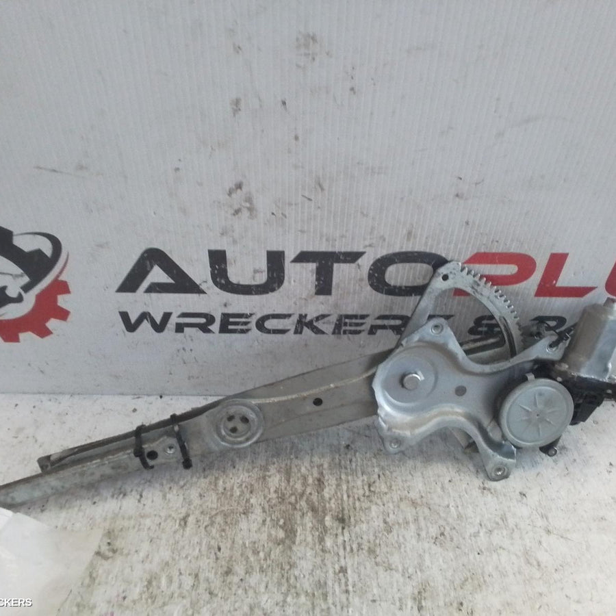 2007-2013 Toyota Corolla Left Front Window Reg Motor