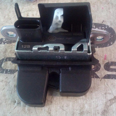2020-2026 Volkswagen Golf Door Boot Gate Lock