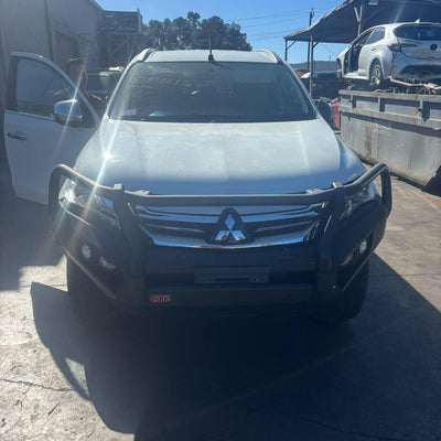 2019 Mitsubishi Pajero Antenna