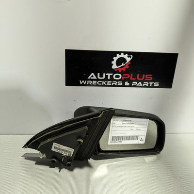 2005 Holden Commodore Right Door Mirror