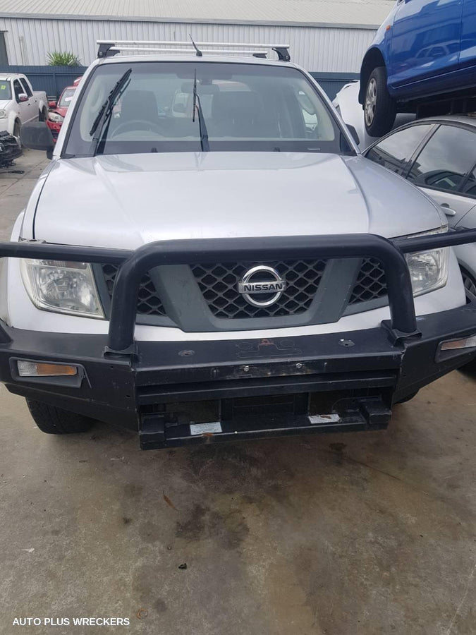 2005 Nissan Navara Right Rear Door Window