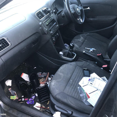 2012 Volkswagen Polo Left Taillight