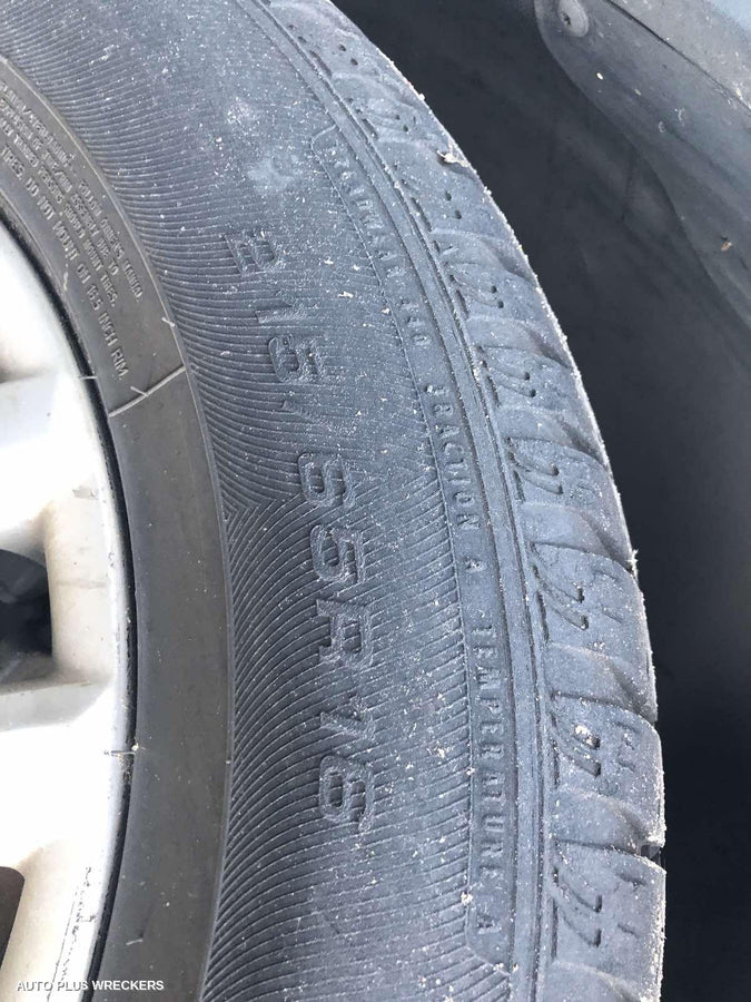 2012 Volkswagen Polo Fan