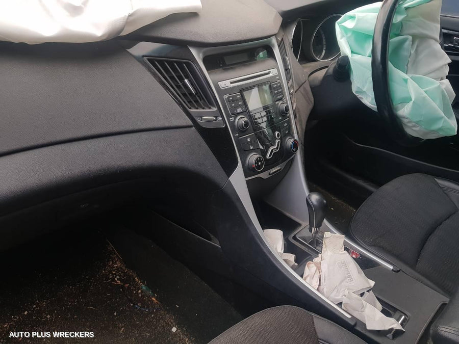 2012 HYUNDAI I45 DOOR HANDLE