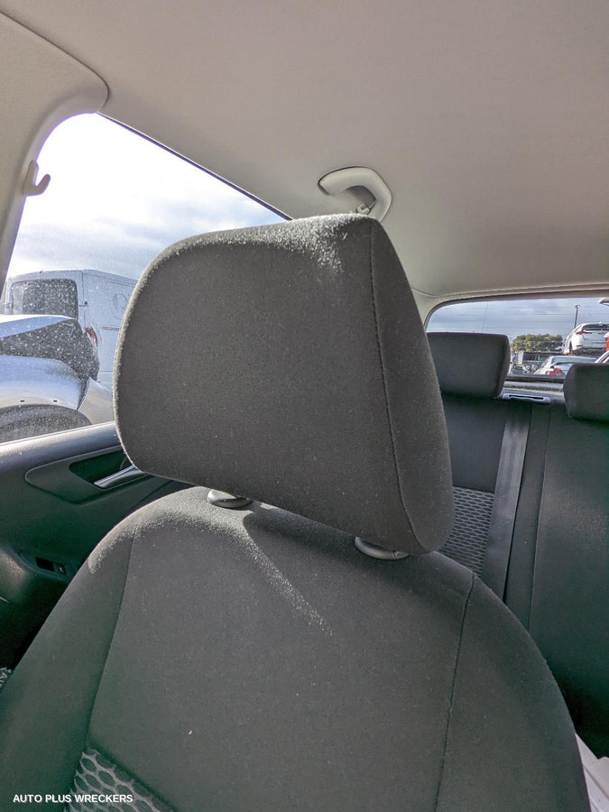 2011 VOLKSWAGEN GOLF LEFT REAR DOOR SLIDING