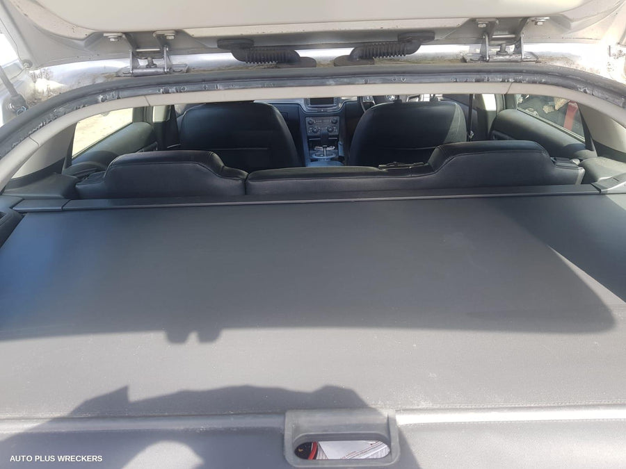 2010 Holden Commodore Left Rear Door Sliding