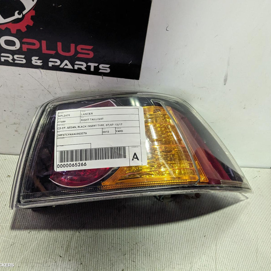 2007-2017 Mitsubishi Lancer Right Taillight