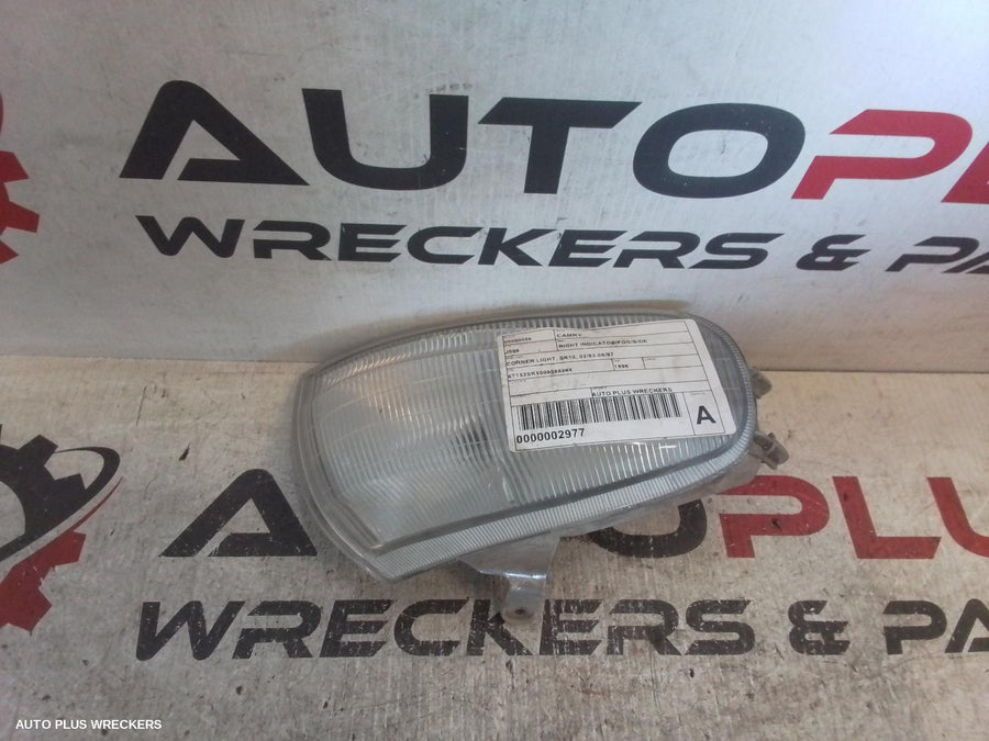 1996 TOYOTA CAMRY RIGHT INDICATOR FOG SIDE