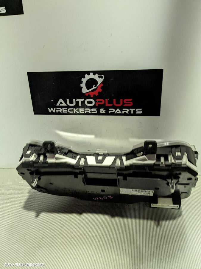 2014 Nissan Pulsar Instrument Cluster