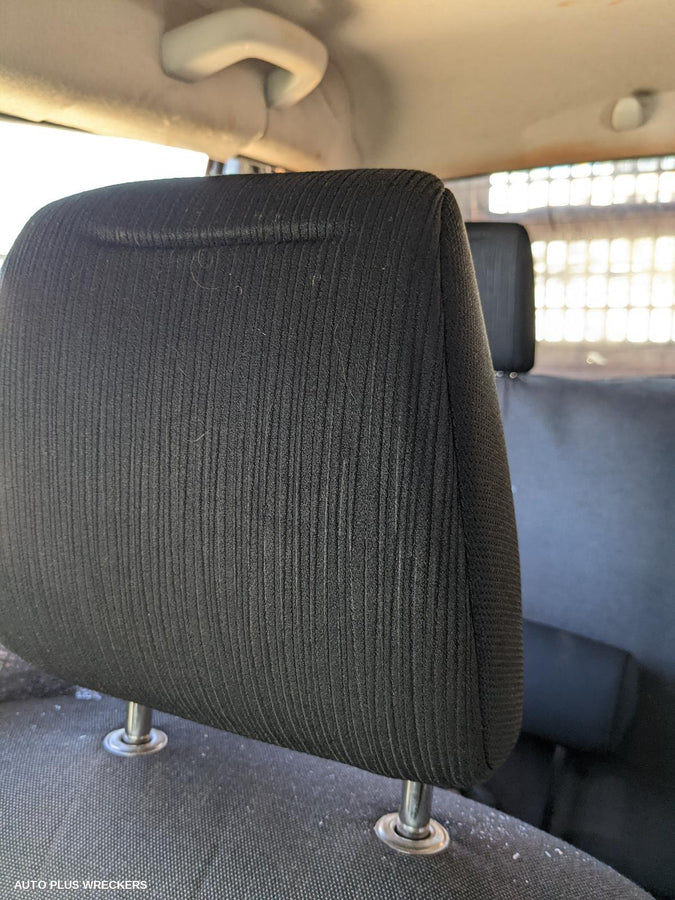 2019 Toyota Hilux Right Front Door Window