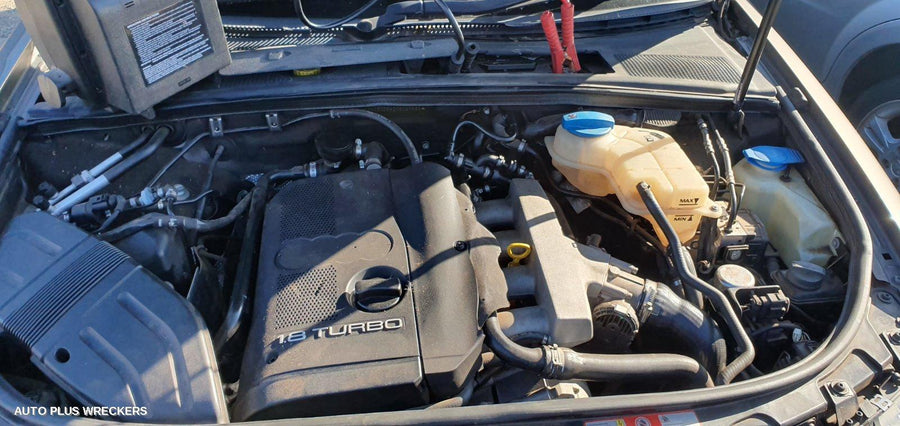 2005 Audi A4 Right Guard