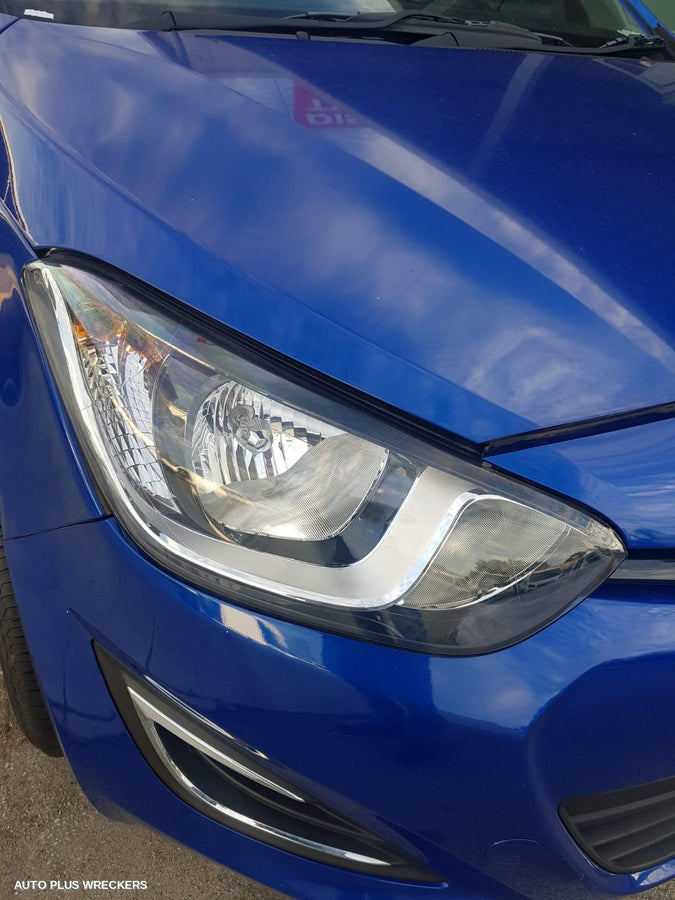 2014 Hyundai I20 Left Front Door