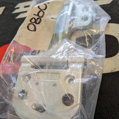 2015 Suzuki Jimny Bootlid Tgate Hinge