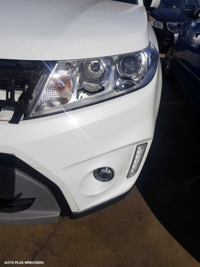 2017 Suzuki Vitara Right Indicator Fog Side