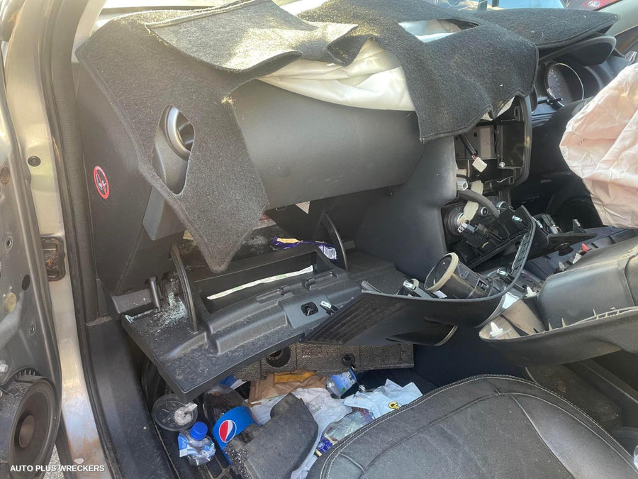 2013 Nissan Dualis Wheel Arch Flare