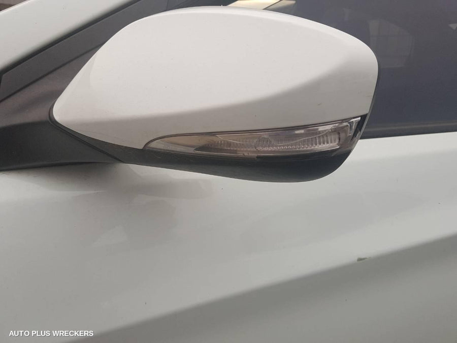 2012 Hyundai Accent Sunvisor