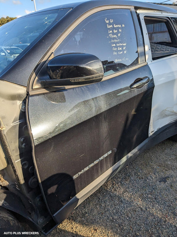 2015 Jeep Cherokee Sunvisor