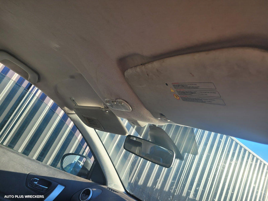 2008 Nissan Dualis Rear Garnish