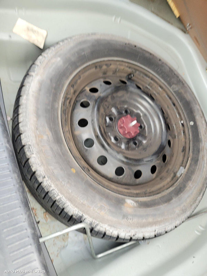 2010 Toyota Camry Rear Garnish