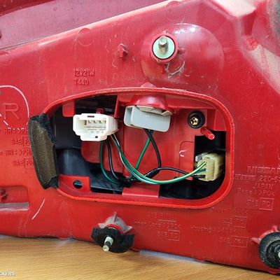 2001-2004 Nissan Skyline Right Taillight